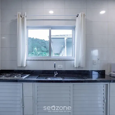 Jtl - Apartamentos Prox. Da Praia De Jurere Florianopolis Exterior photo